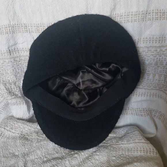 Black Wool Cap One Size - Picture 6 of 10